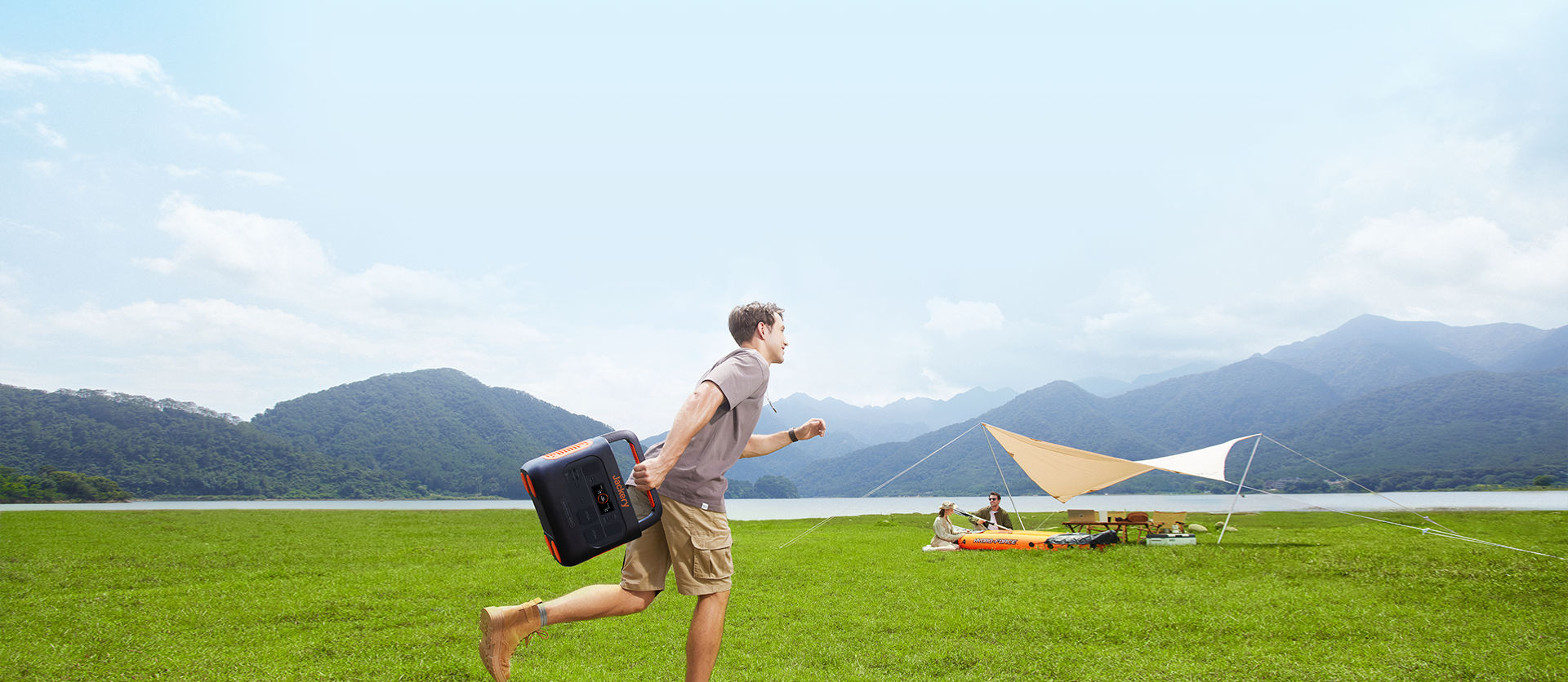 Jackery Explorer Portable Power Station Pro